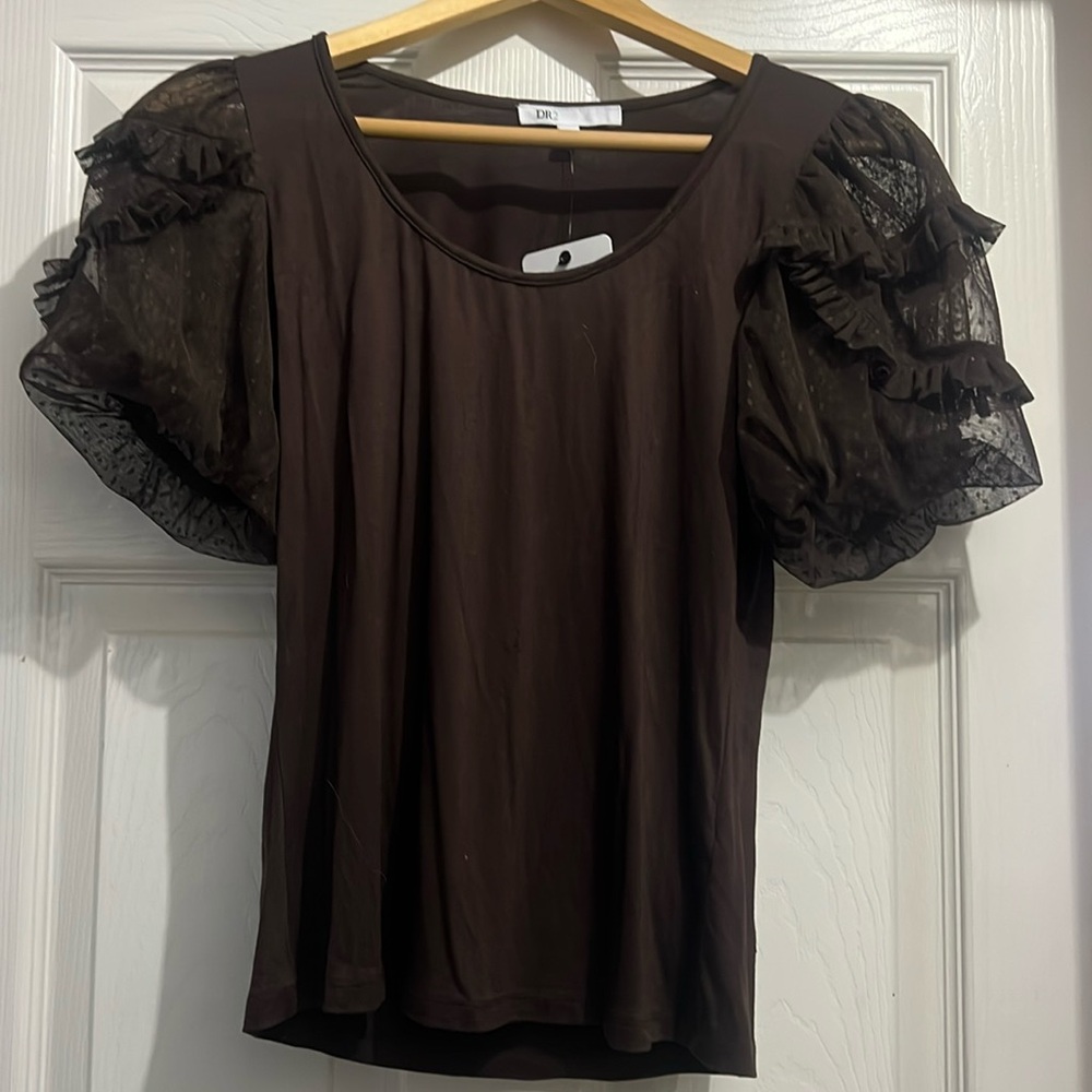Fluffy sleeve NWT brown top